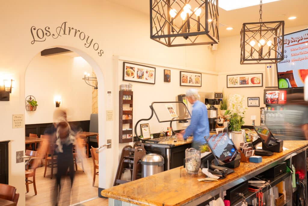 Los Arroyos Santa Barbara bar area