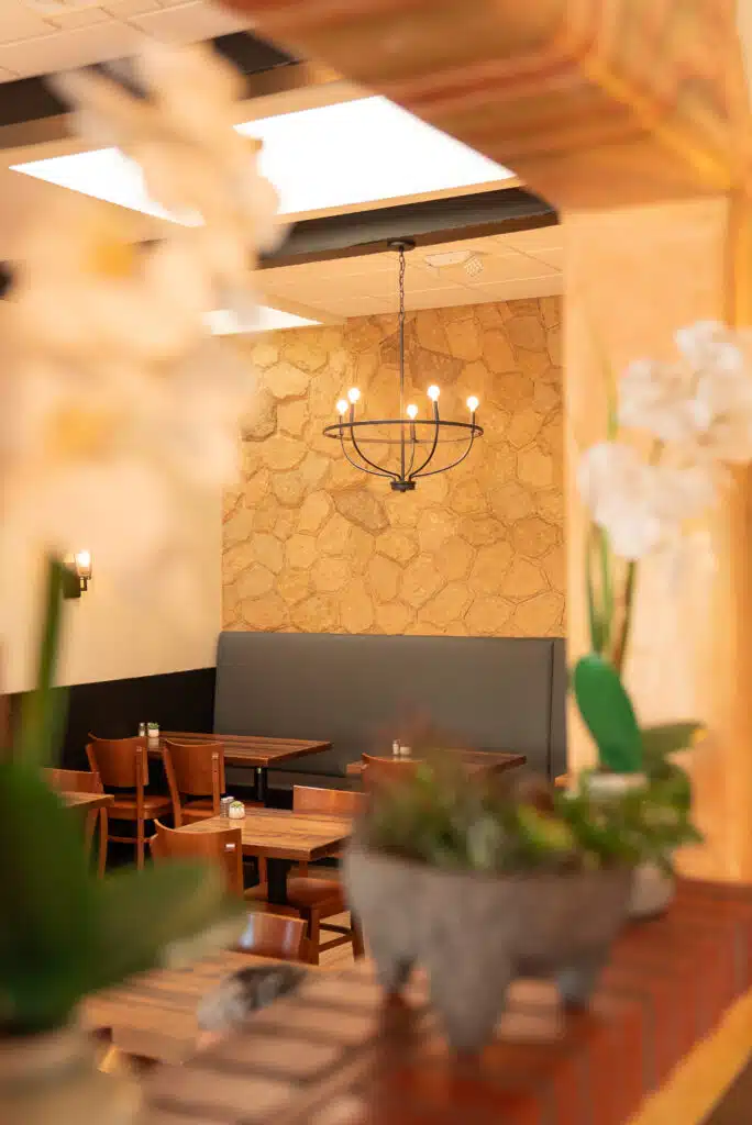 Los Arroyos Santa Barbara dining interior